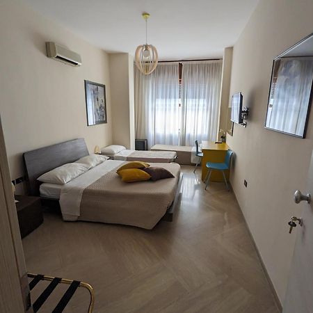 Napoli City Inn 外观 照片